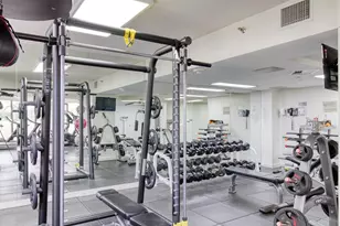 20185 E Country Club Dr, Miami, FL 33180 - Photo 43