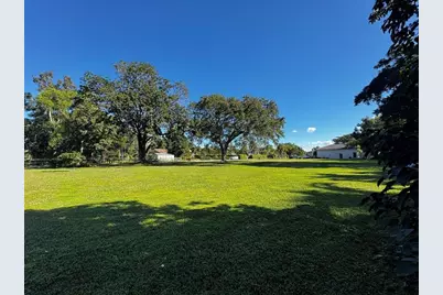 12050 NW 4th Ct, Plantation, FL 33325 - Photo 3