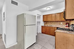 5748 NW 27th Ct, Fort Lauderdale, FL 33313 - Photo 15