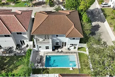 3534  Forest View Cr, Dania Beach, FL 33312 - Photo 3