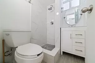 1951 NE 51st St, Fort Lauderdale, FL 33308 - Photo 19