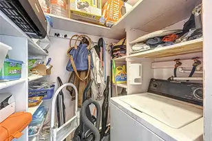 815 SW 10th Terrace, Hallandale Beach, FL 33009 - Photo 15