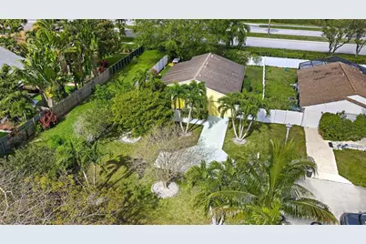 8443  Garden Gate Pl, Boca Raton, FL 33433 - Photo 25