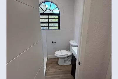 2000  Jefferson St, Unit #18, Hollywood, FL 33020 - Photo 15