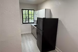 2000 Jefferson St, Hollywood, FL 33020 - Photo 13