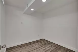 1690 NE 191st St, Miami, FL 33179 - Photo 15