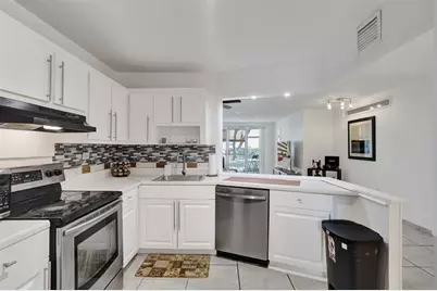 1690 NE 191st St, Unit #112-1, Miami, FL 33179 - Photo 3