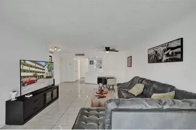 1690 NE 191st St, Unit #112-1, Miami, FL 33179 - Photo 13