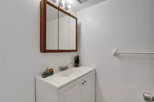 1690 NE 191st St, Miami, FL 33179 - Photo 17