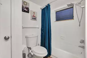 1690 NE 191st St, Miami, FL 33179 - Photo 19