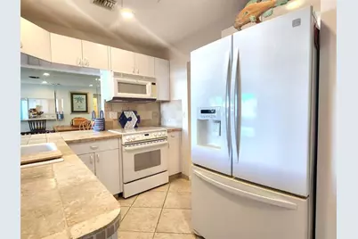 330 SE 20th Ave, Unit #506, Deerfield Beach, FL 33441 - Photo 5