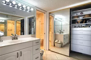 330 SE 20th Ave, Deerfield Beach, FL 33441 - Photo 17