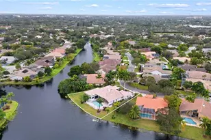 10203 NW 50th Pl, Coral Springs, FL 33076 - Photo 25