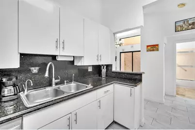 22710  Meridiana Dr, Boca Raton, FL 33433 - Photo 11