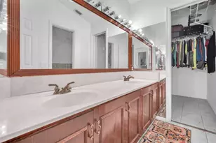 22710 Meridiana Dr, Boca Raton, FL 33433 - Photo 17