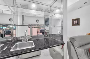 22710 Meridiana Dr, Boca Raton, FL 33433 - Photo 13