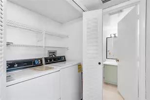 9676 W McNab Rd, Fort Lauderdale, FL 33321 - Photo 9