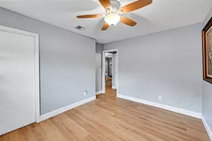 111 NE 46th St, Oakland Park, FL 33334 - Photo 23