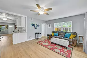 111 NE 46th St, Oakland Park, FL 33334 - Photo 9