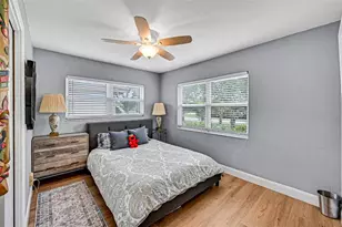 111 NE 46th St, Oakland Park, FL 33334 - Photo 17