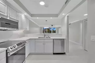 3800 Oaks Clubhouse Dr, Pompano Beach, FL 33069 - Photo 1