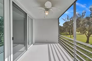 3800 Oaks Clubhouse Dr, Pompano Beach, FL 33069 - Photo 29