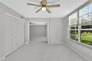 3800 Oaks Clubhouse Dr, Pompano Beach, FL 33069 - Photo 17