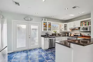 2216 NW 2nd Ave, Wilton Manors, FL 33311 - Photo 5