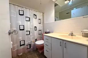 3233 NE 34th St, Fort Lauderdale, FL 33308 - Photo 9