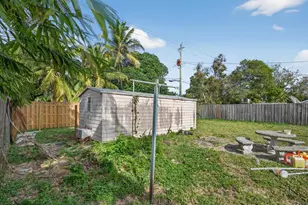 609 SW 20th St, Fort Lauderdale, FL 33315 - Photo 27