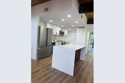 761 E Coco Plum Cir, Unit #6, Plantation, FL 33324 - Photo 3