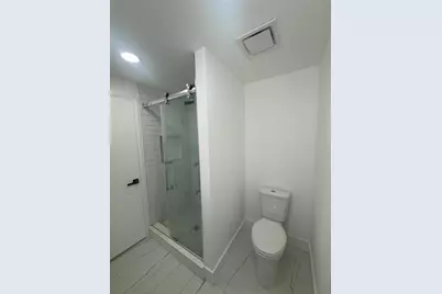 761 E Coco Plum Cir, Unit #6, Plantation, FL 33324 - Photo 11