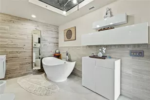 704 N Ocean Blvd, Pompano Beach, FL 33062 - Photo 25