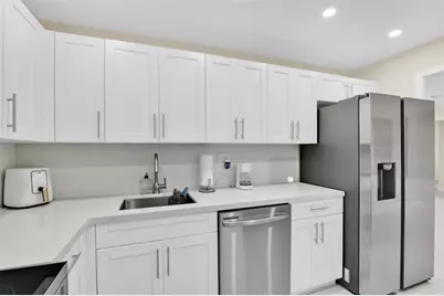 10777 W Sample Rd, Unit #711, Coral Springs, FL 33065 - Photo 23