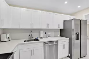 10777 W Sample Rd, Coral Springs, FL 33065 - Photo 23