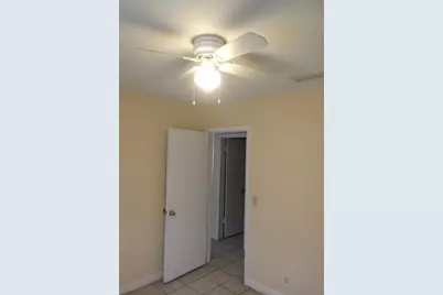 [Address not provided], Hallandale Beach, FL 33009 - Photo 13