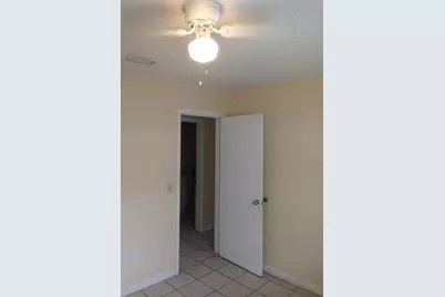 [Address not provided], Hallandale Beach, FL 33009 - Photo 9