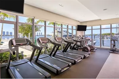 17301  Biscayne Blvd, Unit #1011, North Miami Beach, FL 33160 - Photo 55