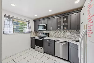 7500 NW 17th St, Unit #110, Plantation, FL 33313 - Photo 11