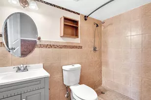 8111 SW 24th St, North Lauderdale, FL 33068 - Photo 31