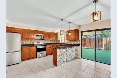 8111 SW 24th St, Unit #8111, North Lauderdale, FL 33068 - Photo 13