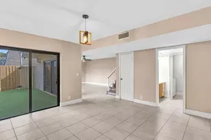 8111 SW 24th St, North Lauderdale, FL 33068 - Photo 15