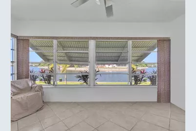 5702 NW 84th Ave, Tamarac, FL 33321 - Photo 5