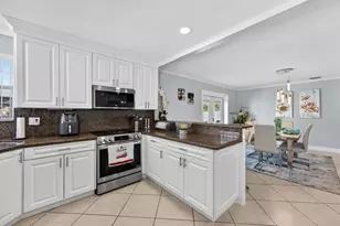 401 NW 39th St, Deerfield Beach, FL 33064 - Photo 13