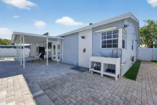 401 NW 39th St, Deerfield Beach, FL 33064 - Photo 31