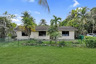 14000 SW 20th St, Davie, FL 33325 - Photo 35