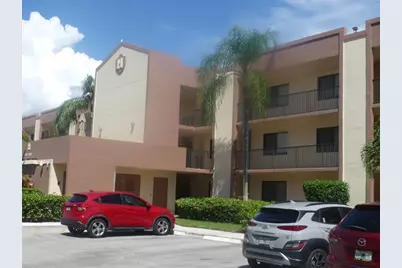 10657 W Clairmont Cir, Unit #306, Tamarac, FL 33321 - Photo 9