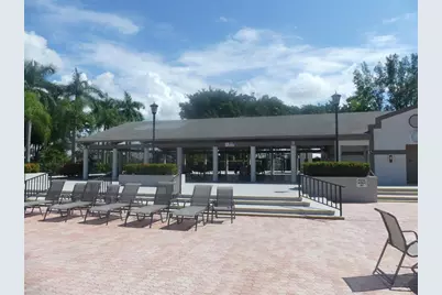 10657 W Clairmont Cir, Unit #306, Tamarac, FL 33321 - Photo 13