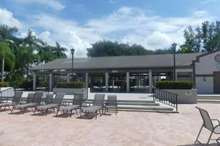 10657 W Clairmont Cir, Tamarac, FL 33321 - Photo 13