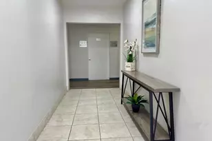 299 SW 7th St, Boca Raton, FL 33432 - Photo 17